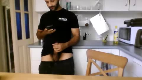 daniel18cmx online show from 04-08-26, 02:55