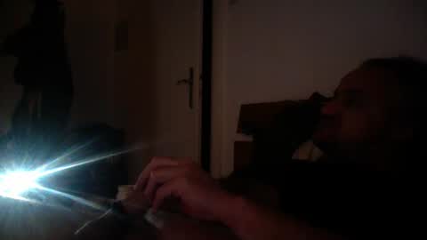 Snapshot of elcretinmo chatting on 11-25-25, 03:50 elcretinmo online show from 11-25-25, 03:50