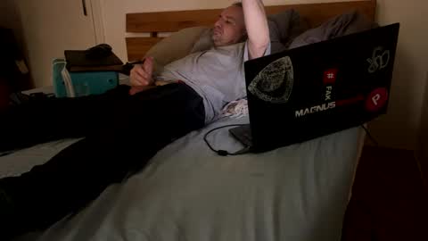 Snapshot of elcretinmo chatting on 02-07-26, 08:07 elcretinmo online show from 02-07-26, 08:07