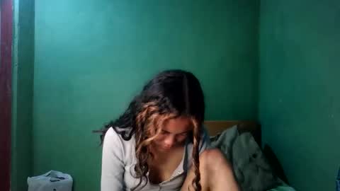 Snapshot of eldie69 chatting on 03-18-26, 09:40 eldie69 online show from 03-18-26, 09:40