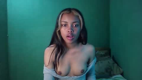 Snapshot of eldie69 chatting on 05-01-26, 11:59 eldie69 online show from 05-01-26, 11:59