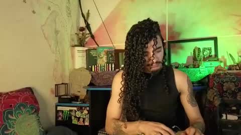 Snapshot of eleazar_blake chatting on 09-15-25, 05:07 Sir Eleazar online show from 09-15-25, 05:07