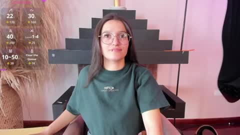 Snapshot of elecktra_sweet chatting on 03-19-26, 07:40 Elecktra online show from 03-19-26, 07:40