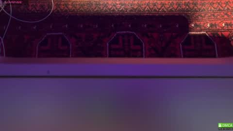 Snapshot of electric_woman chatting on 05-12-26, 01:41 Aleksa online show from 05-12-26, 01:41