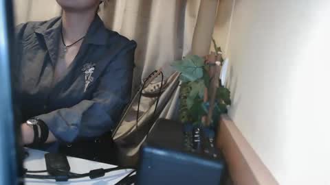 Julia Follow me on Onlyfansju grosroberts online show from 01-12-25, 09:08