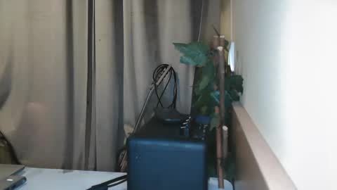 Julia Follow me on Onlyfansju grosroberts online show from 01-21-25, 12:39