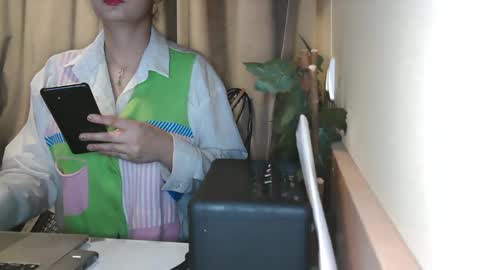 Julia Follow me on Onlyfansju grosroberts online show from 01-23-25, 12:52