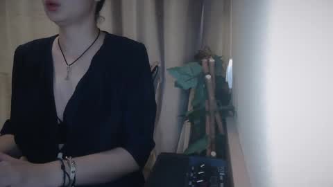 Julia Follow me on Onlyfansju grosroberts online show from 03-07-25, 02:23