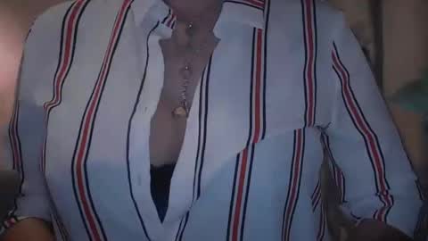 Julia Follow me on Onlyfansju grosroberts online show from 03-10-25, 01:10