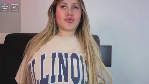 Snapshot of eleecttraa_12 chatting on 04-13-26, 07:41 Electra online show from 04-13-26, 07:41