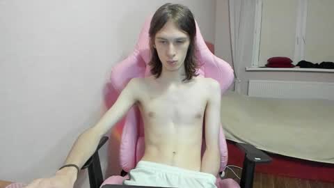 Snapshot of eleganc3 chatting on 10-29-25, 08:10 eleganc3 online show from 10-29-25, 08:10