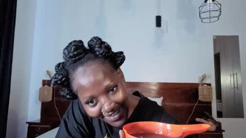 Snapshot of elegant_ebony chatting on 03-01-26, 11:12 Nika online show from 03-01-26, 11:12