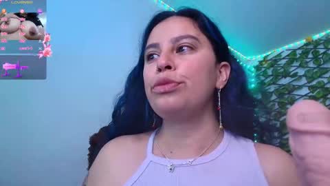 Snapshot of elektra_91 chatting on 02-18-26, 04:25 elektra online show from 02-18-26, 04:25