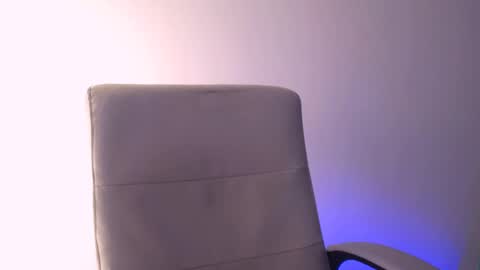 Snapshot of elektra_sky11 chatting on 03-02-25, 01:38 Elektra Sky online show from 03-02-25, 01:38