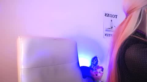  Elektra Sky  online show from 03-21-26, 10:13