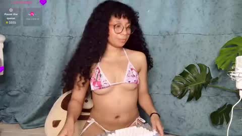 Snapshot of elektra_williams chatting on 11-19-25, 09:26 elektra_williams online show from 11-19-25, 09:26