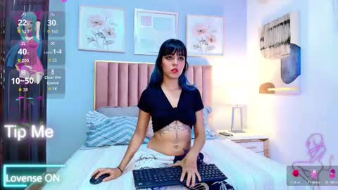 Snapshot of elektrablue_1 chatting on 10-02-25, 04:30 Elektra online show from 10-02-25, 04:30