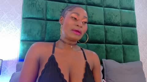 elektradoll1 online show from 05-05-26, 12:13