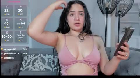 Elen CR online show from 09-29-25, 04:39