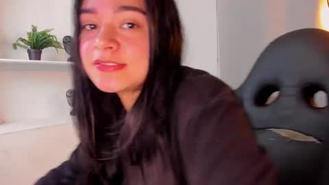 Elen CR online show from 10-11-25, 01:20