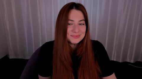 Snapshot of elen_pfeiffer chatting on 09-29-25, 06:29 Elen online show from 09-29-25, 06:29