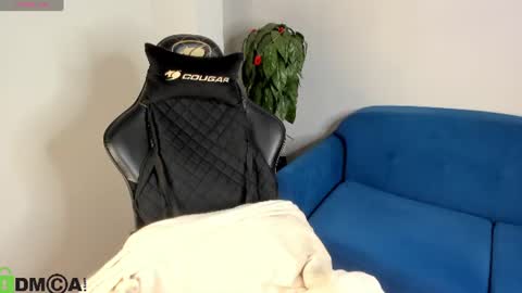 Jenny online show from 07-22-26, 12:46
