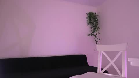 Snapshot of elena_li chatting on 03-04-25, 09:32 elena_li online show from 03-04-25, 09:32