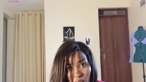 Snapshot of elena_love1111 chatting on 12-11-24, 05:15 Elena online show from 12-11-24, 05:15