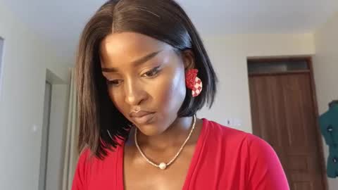 Snapshot of elena_love1111 chatting on 01-18-25, 02:55 Elena online show from 01-18-25, 02:55