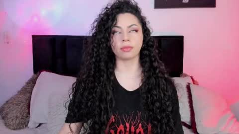 Elena  online show from 09-26-25, 04:49