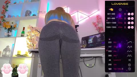 Elena online show from 01-25-25, 08:10