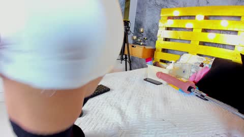 Elena online show from 01-10-25, 01:10