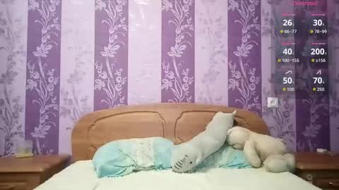 Mia online show from 02-08-26, 03:21