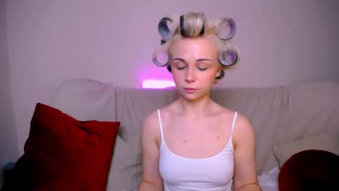 elenamonroe_ online show from 02-15-26, 04:09