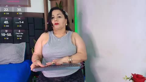 elenna_boobs_ online show from 05-03-26, 01:44