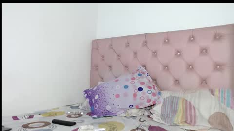 elettra_parisi19 online show from 09-19-25, 09:15