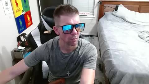 Walker online show from 10-28-25, 07:56