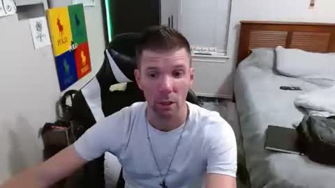 Walker online show from 10-31-25, 04:13