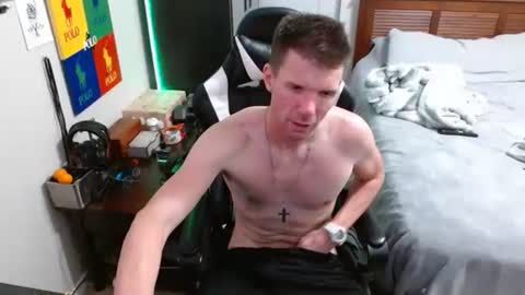 Snapshot of elevatetlb chatting on 11-15-25, 05:49 Walker online show from 11-15-25, 05:49