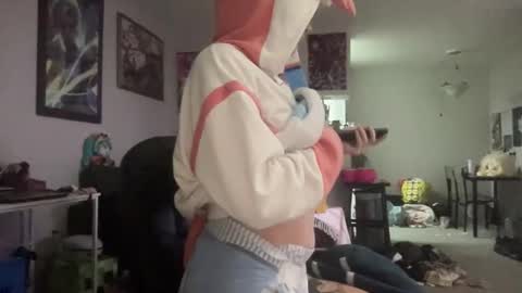 elfspit online show from 05-04-26, 03:46