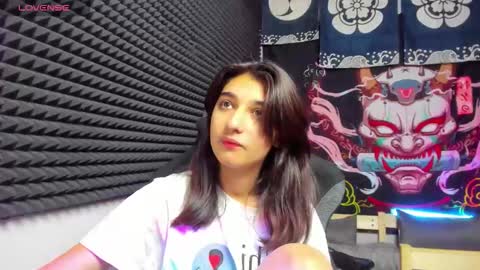 Elfy online show from 10-27-25, 03:27