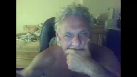 elgreko11 online show from 09-23-25, 01:58