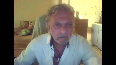 elgreko11 online show from 10-04-25, 08:18