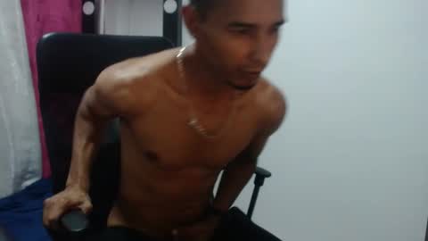 Snapshot of elherrero2024 chatting on 12-12-24, 03:43 elherrero2024 online show from 12-12-24, 03:43