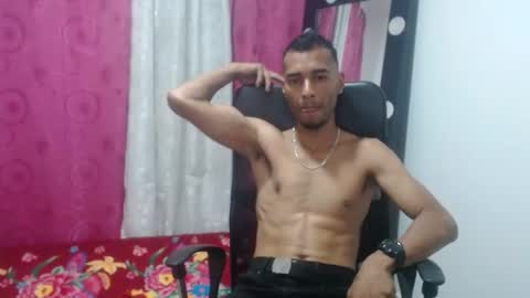 Snapshot of elherrero2024 chatting on 12-16-24, 07:10 elherrero2024 online show from 12-16-24, 07:10