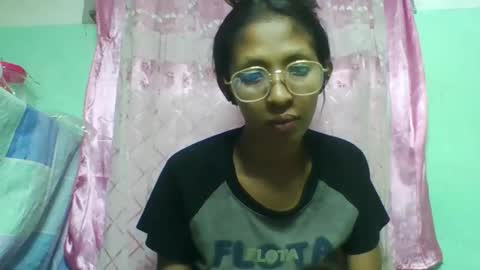 Snapshot of eliahsexy chatting on 02-28-26, 10:49 eliahsexy online show from 02-28-26, 10:49