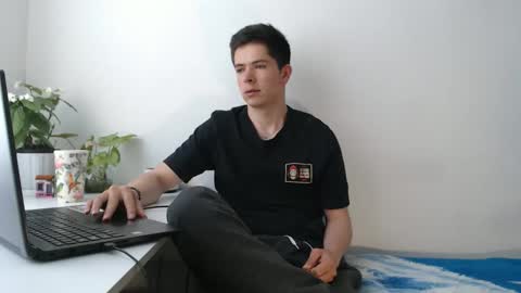 Elian online show from 12-17-25, 06:58