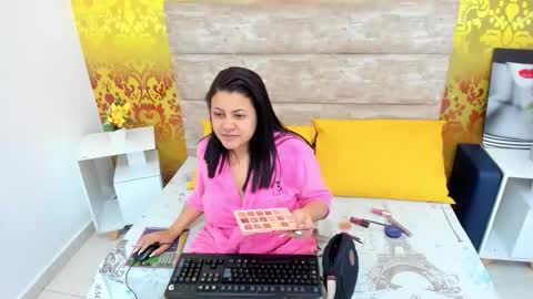 Eliana online show from 01-13-26, 03:56