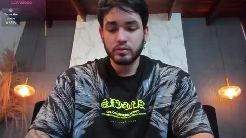 Elian online show from 11-18-25, 12:20