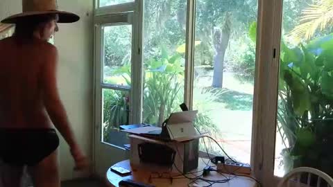 eliberator online show from 05-17-26, 06:48